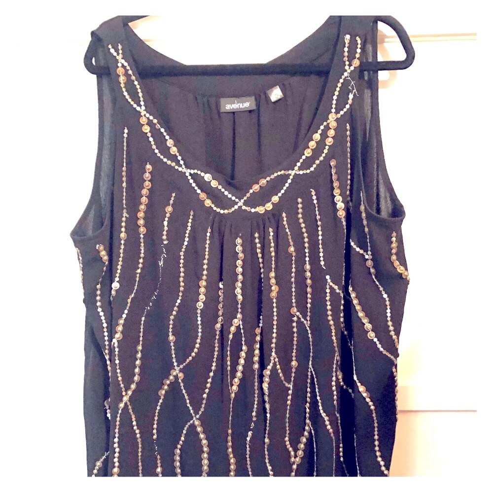 NWOT plus size beautiful classy tank